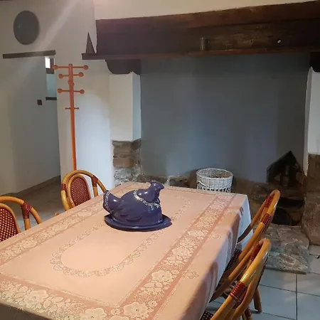 Сasa de vacaciones Saint-sauveur Hideaway *