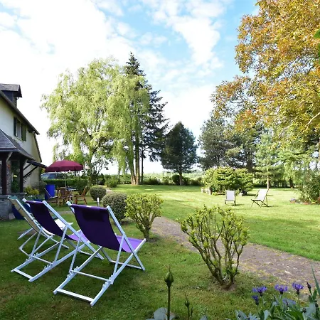 Holiday Home With Large Garden Saint-Michel-de-la-Pierre