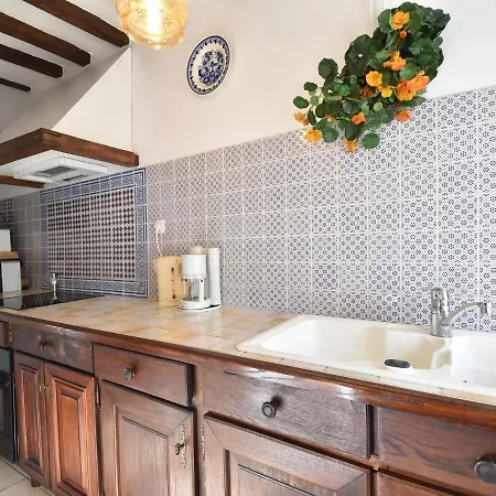 Сasa de vacaciones Saint-sauveur Hideaway *