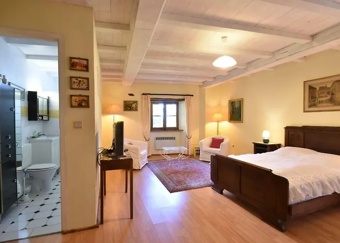 Saint-sauveur Hideaway بيت للعطل